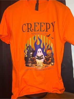 NEW! CREEPY READERS CLUB tshirt